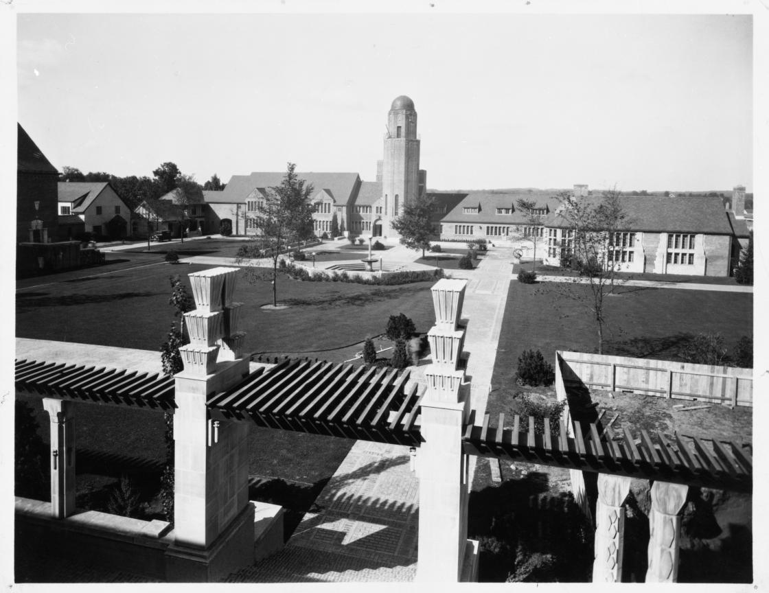 Eliel Saarinen (Architect), Cranbrook School for Boys, Quadrangle. Photographed by The Arnold Studio, circa 1928; Photograph Collection of Cranbrook Archives (CEC3879). Eliel Saarinen (Architect), Cranbrook School for Boys, Quadrangle. Photographed by The Arnold Studio, circa 1928; Photograph Collection of Cranbrook Archives (CEC3879).