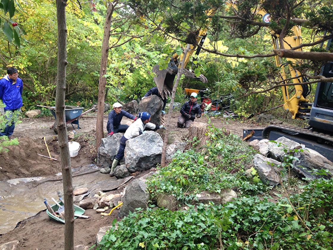 Figure 3. Landscape Contractors Set the "Guardian Stone," October 2018. Figure 3. Landscape Contractors Set the "Guardian Stone," October 2018.